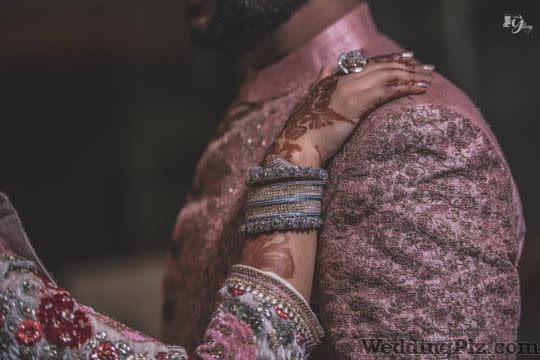 Clicks By Garry Photographers and Videographers weddingplz