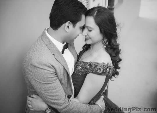 Clicks By Garry Photographers and Videographers weddingplz