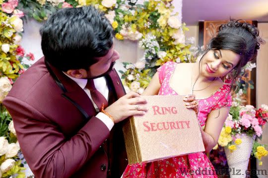 Face Digital Studio Photographers and Videographers weddingplz