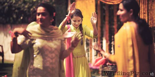 Delhi Velvet Photographers and Videographers weddingplz
