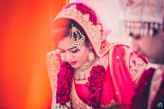 Delhi Velvet Photographers and Videographers weddingplz