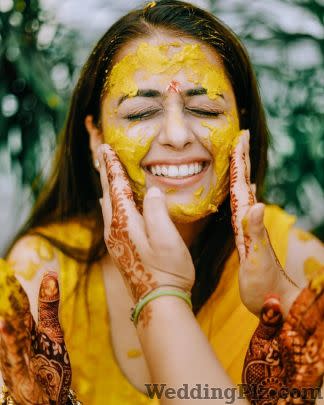 Deepikas Deep Clicks Photographers and Videographers weddingplz
