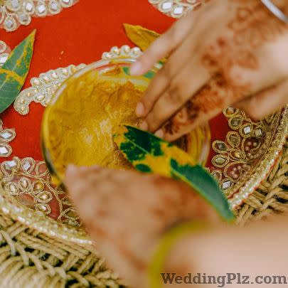 Deepikas Deep Clicks Photographers and Videographers weddingplz