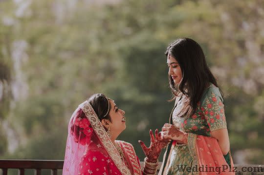 Creative Captures Photographers and Videographers weddingplz