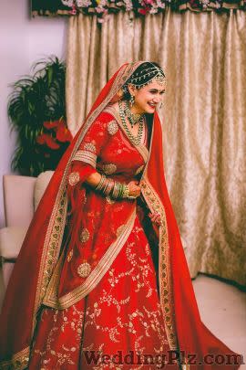 Creative Captures Photographers and Videographers weddingplz