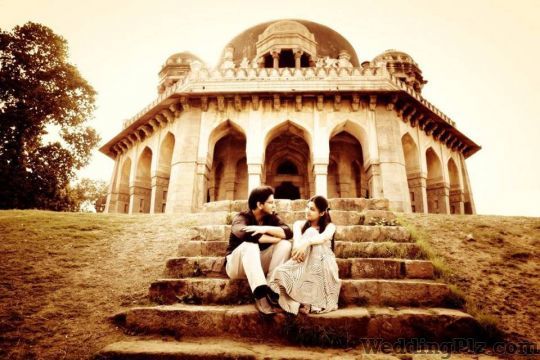 Aakriti Digitals Photographers and Videographers weddingplz