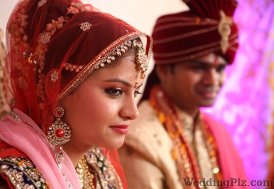 Dee Color Producers Pvt Ltd Photographers and Videographers weddingplz