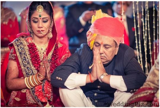 Dishti Creations Photographers and Videographers weddingplz