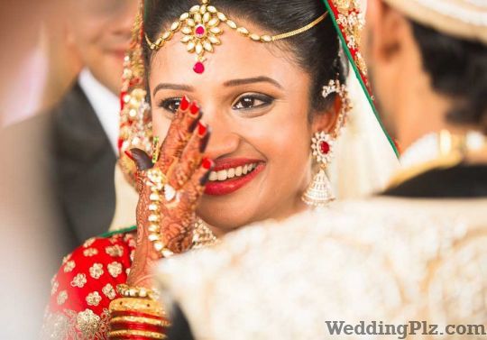 Everest Digital Studio Photographers and Videographers weddingplz