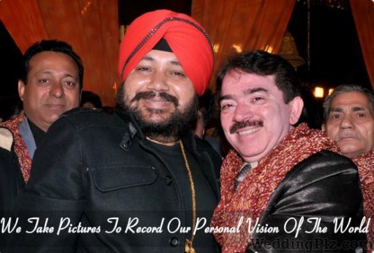 Hena Art Movies Photographers and Videographers weddingplz