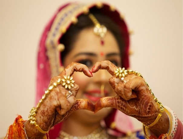 Kapoor Studio and Digital Color Lab Photographers and Videographers weddingplz