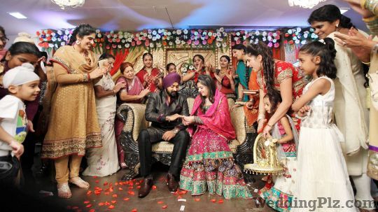 Life Moment Digital Color Lab And Studio Photographers and Videographers weddingplz