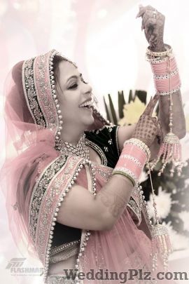 The Flash Man Photographers and Videographers weddingplz