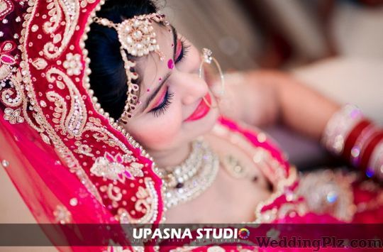 Upasna Studio Photographers and Videographers weddingplz