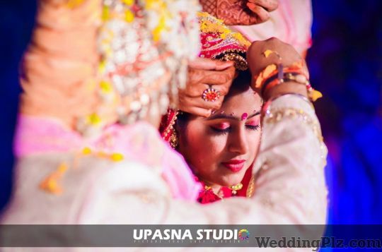 Upasna Studio Photographers and Videographers weddingplz