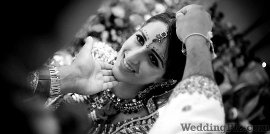 Zoom Photo Color Lab and Digital Studio Photographers and Videographers weddingplz
