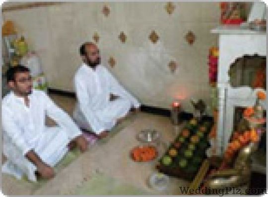 Anil Acharya Shadow Reader Pandits weddingplz