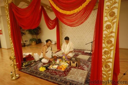 Pandit Krishnadutta Shashtri Pandits weddingplz