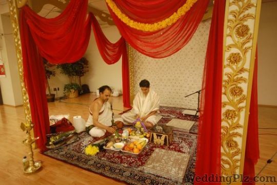 Dhiraj Saraswat Pandits weddingplz