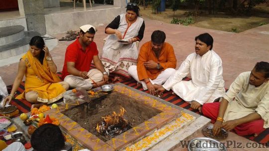 Pundit Arvind Pandits weddingplz