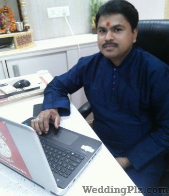 Pundit Arvind Pandits weddingplz