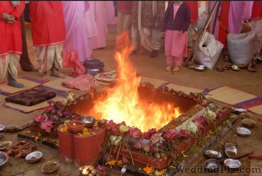 Jyotish Vijay Tripathi Pandits weddingplz