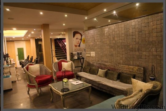 Bella Vita Unisex Salon and Spa Spa weddingplz