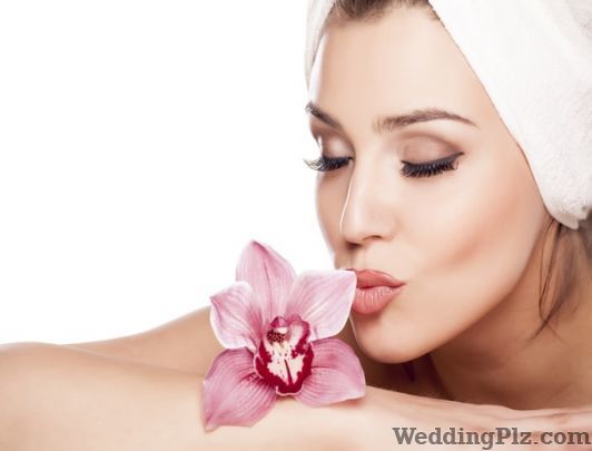 Bridal Make Over Studio Spa weddingplz