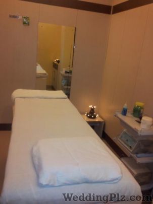 Magic Mirror Unisex Spa and Salon Spa weddingplz