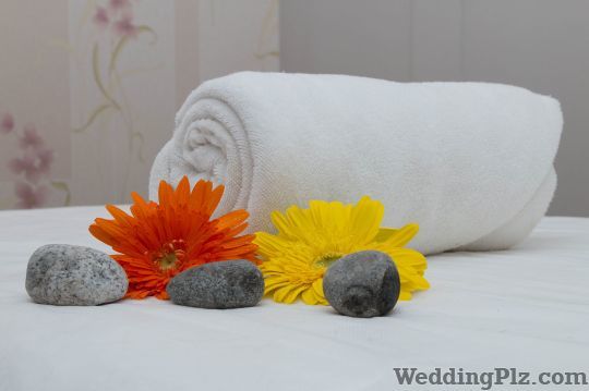 Studio Glint Salon and Spa Spa weddingplz