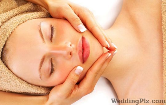 Roots Slimming And Beauty Clinic Spa weddingplz