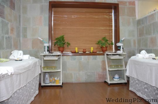 Club Citrus Unisex Salon And Spa Spa weddingplz