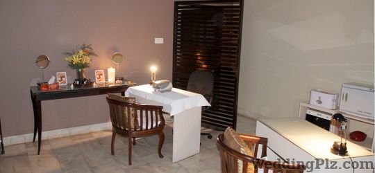 Cocoon Day Spa Spa weddingplz