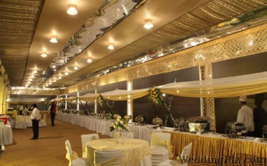 Lily White Hotel Banquets weddingplz