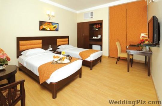 Clarks Inn Kailash Colony Banquets weddingplz