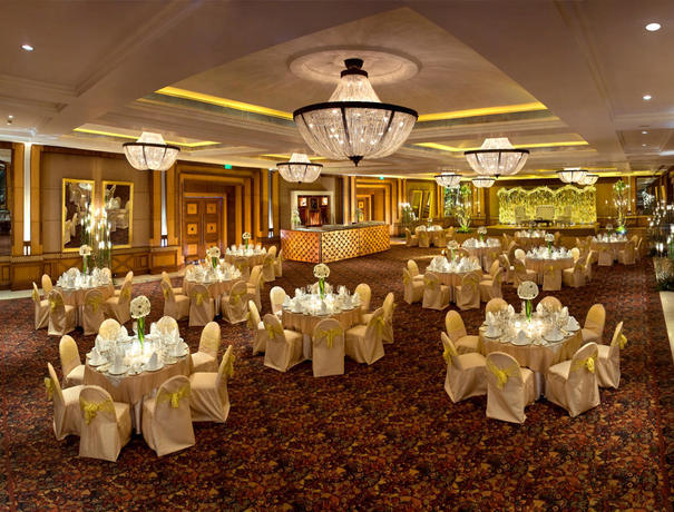 Radisson Blu Hotel Banquets weddingplz