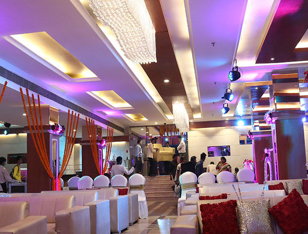 Tulip By Royal Pepper Banquets weddingplz