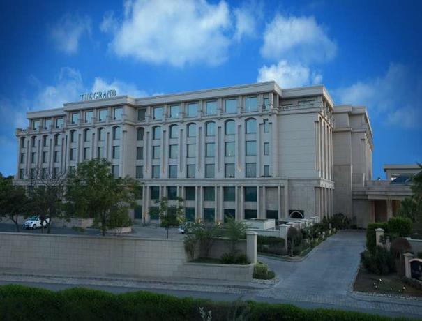 The Grand New Delhi Banquets weddingplz
