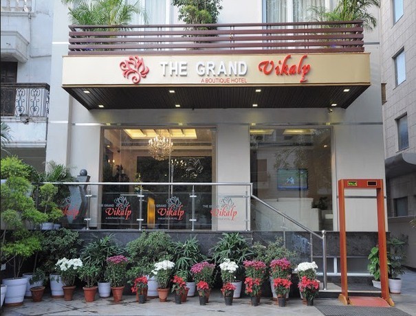 The Grand Vikalp Banquets weddingplz