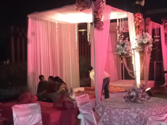 Oodles Hotel Banquets weddingplz