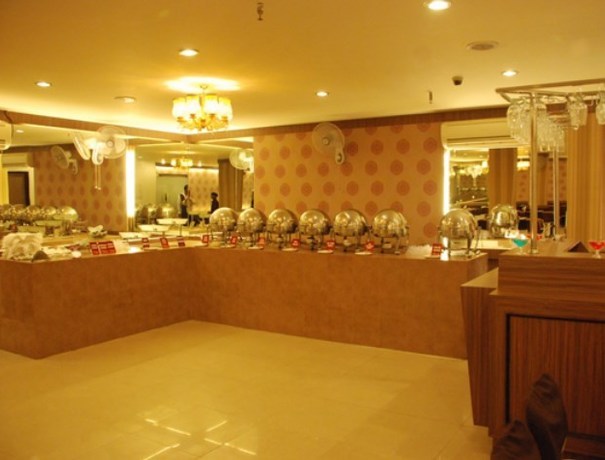 Hotel Picasso Paschim Vihar Banquets weddingplz