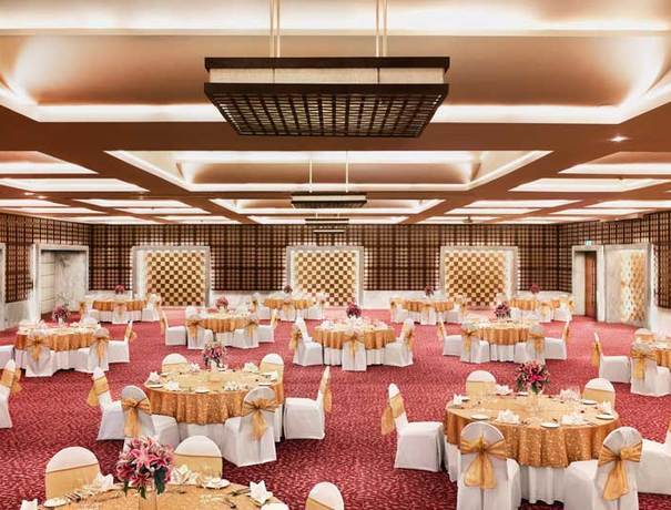 The Piccadily Banquets weddingplz