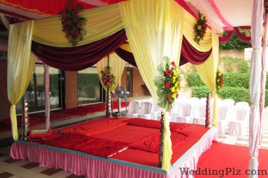 Suvi Palace Banquets weddingplz