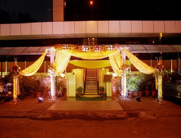 Shikara Hospotality Banquets weddingplz