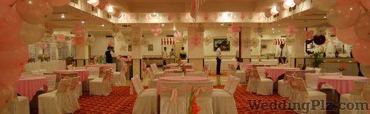 Pallavi aVIDA Banquets weddingplz