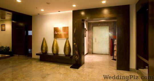 Hotel Regaalis Banquets weddingplz