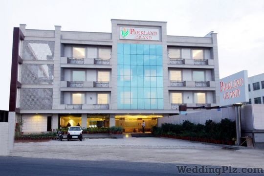 The Parkland Grand Kapashera Banquets weddingplz