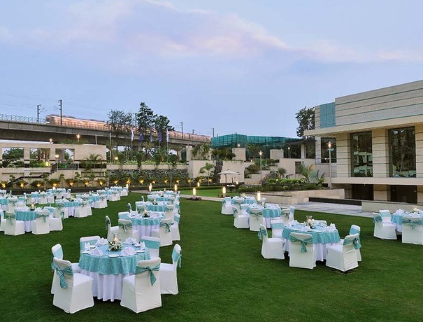 Fortune Park DJ Avenue Banquets weddingplz