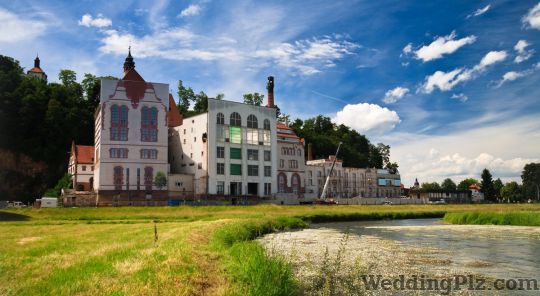 MakeMyTrip India Pvt Ltd Travel Agents weddingplz