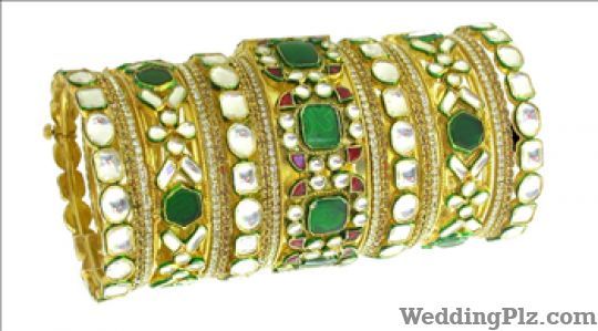 Tip Top Point Wedding Accessories weddingplz